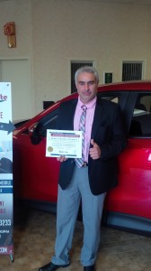 Notre diplômé de la formation en vente automobile, débute sa nouvelle carrière à titre de vendeur à la vente automobile, Bravo Jean-Charles!