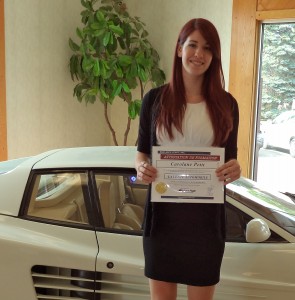 Notre diplômée de la formation en vente automobile débute sa nouvelle carrière à titre de conseillère à la vente automobile. Félicitation Carolane!