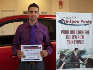 Notre diplômé de la formation en vente automobile Read débute sa nouvelle carrière à titre de Représentant en vente automobile, Bravo Raed !