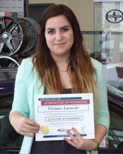 Notre diplômée de la formation en vente automobile débute sa nouvelle carrière à titre de représentante en vente automobile - Bravo Vivianne!